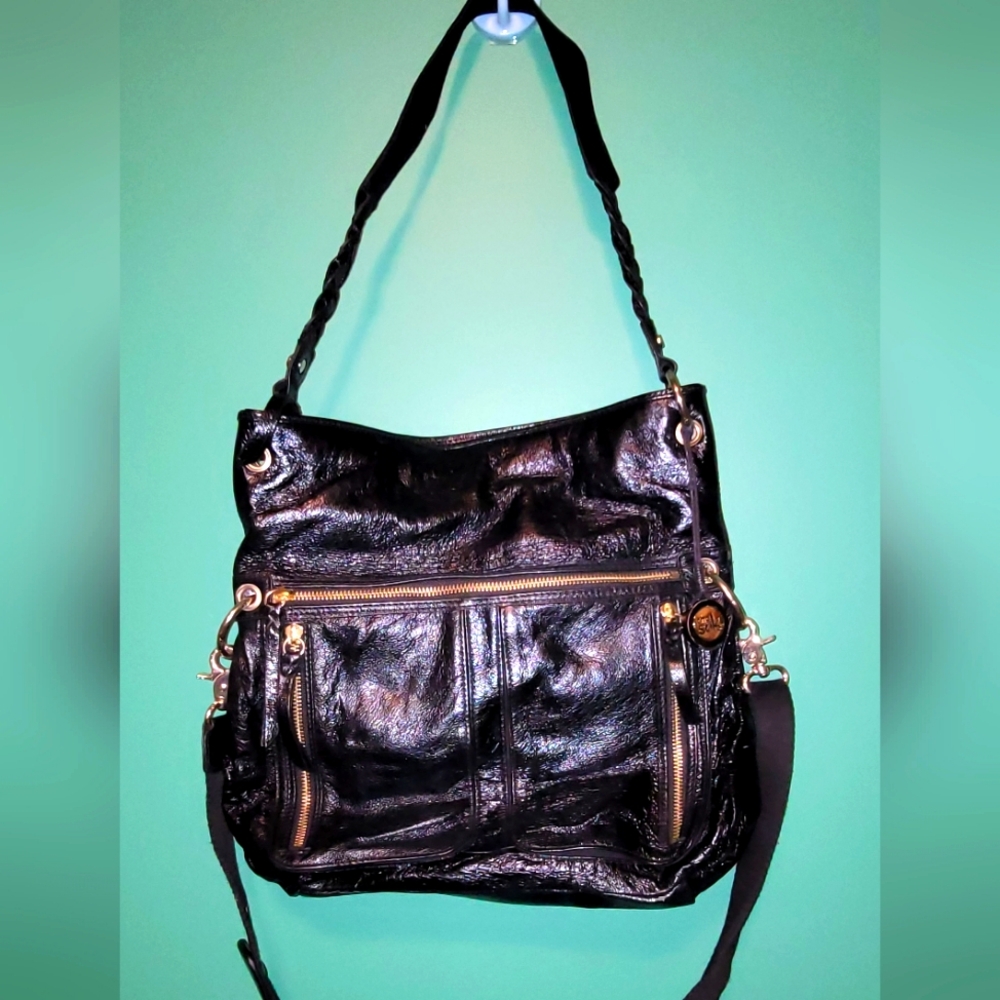 The Sak Womens Crossbody Bag Purse Black Leather zippers flap